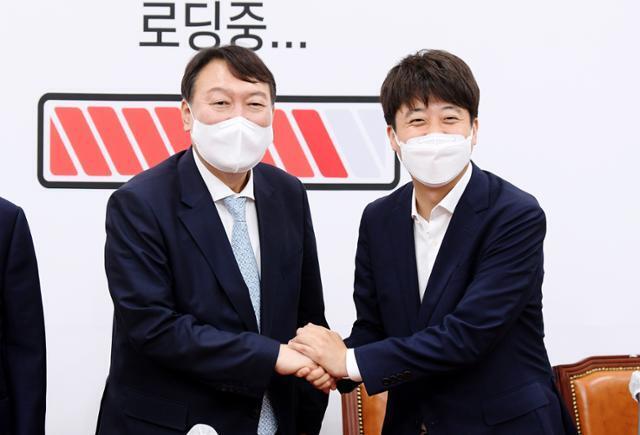 이*윤 이미지