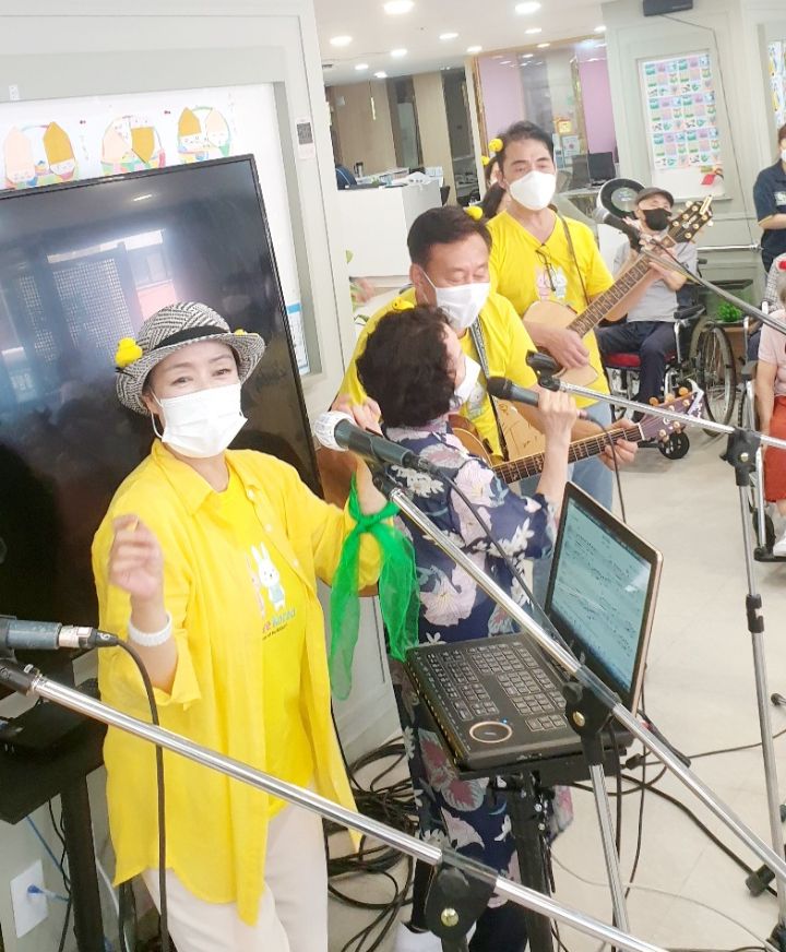 9학년데이케어센터 이미지