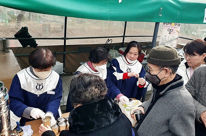 쌍뚜스 이미지
