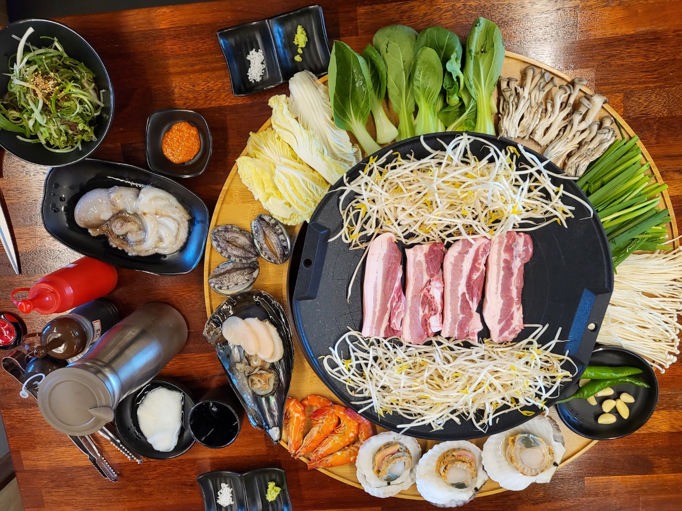 바다를품은돼지 이미지