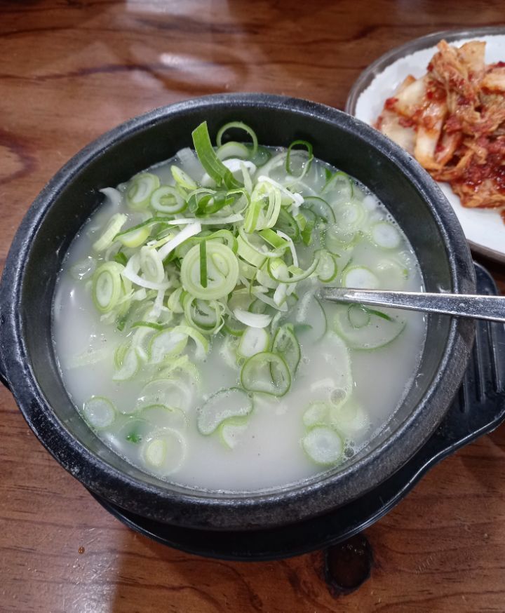 우촌가마솥설렁탕 이미지