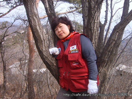 계속되는 성곽을 돌고 돌아........