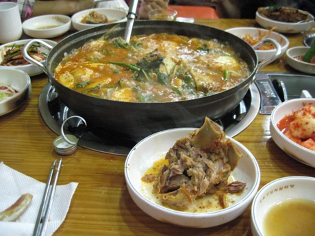 황토 감자탕 이미지