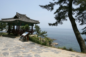 바다에앉아서 이미지