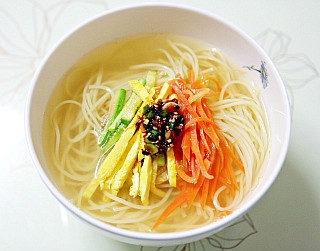 잔치국수
