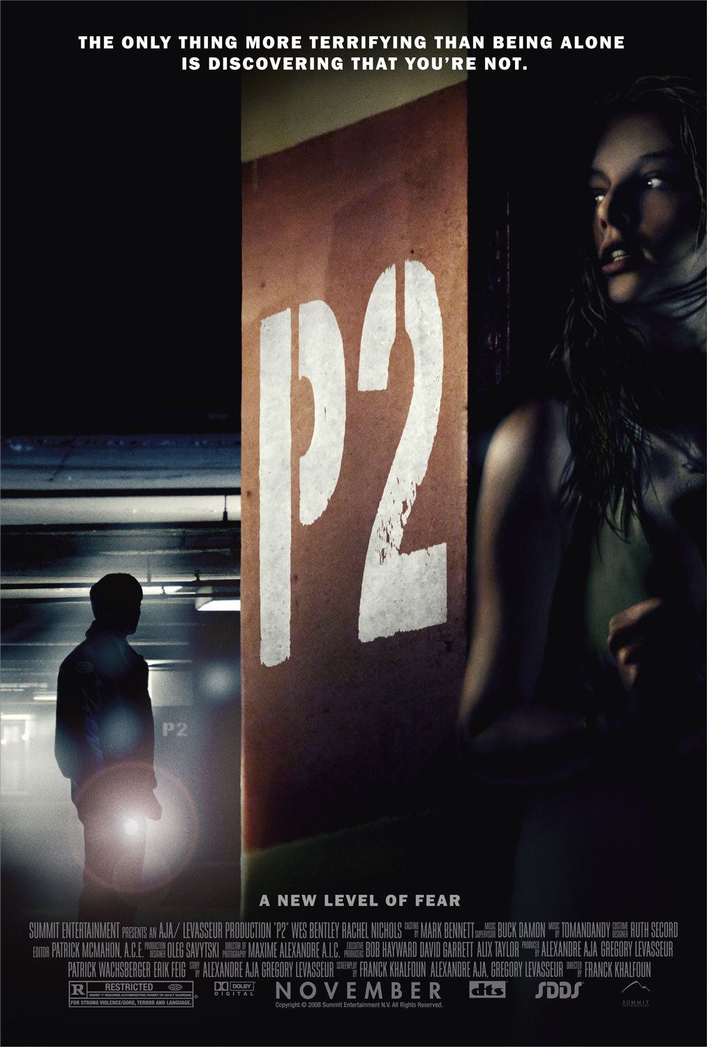 영화 P2(2007) 폐쇄된 지하주차장에서 벌어지는 크리스마스 악몽