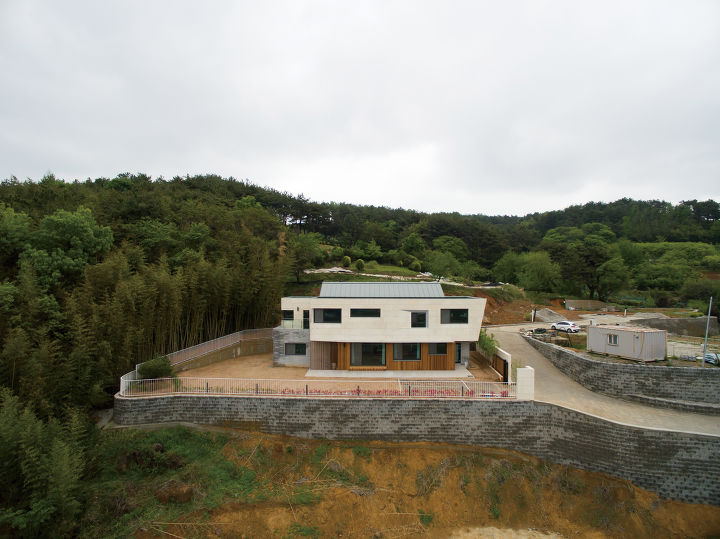 도심의 편리함과 자연의 여유가 동시에 김해 주택 - 보기에 이쁜집 - 산골 전원주택이야기(전원 황토 농가주택 땅 토지 부동산 )