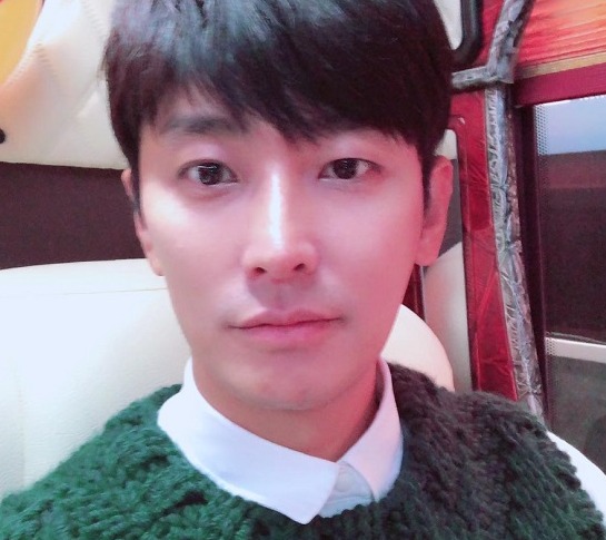 짝눈이라서 더 매력적인 남자 연예인들 짝눈이라서 더 매력적인 남자 연예인들