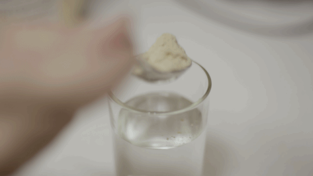 미숫가루로 달고나 커피를? 700번 저어본 달고나 라떼 도전기