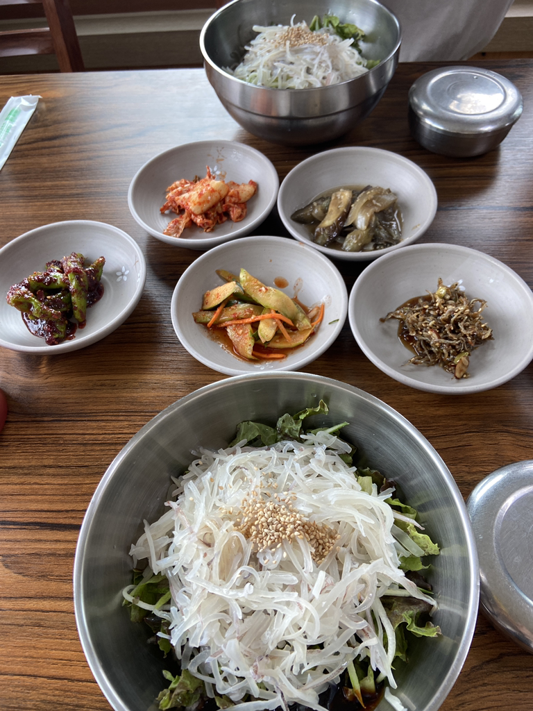Sinhwahoetjip (신화횟집) 3