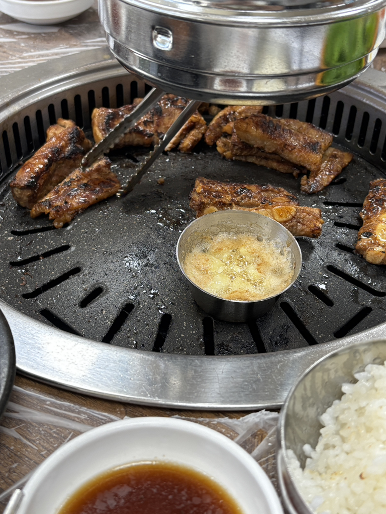 Yakchogalbiraendeu (약초갈비랜드) 1