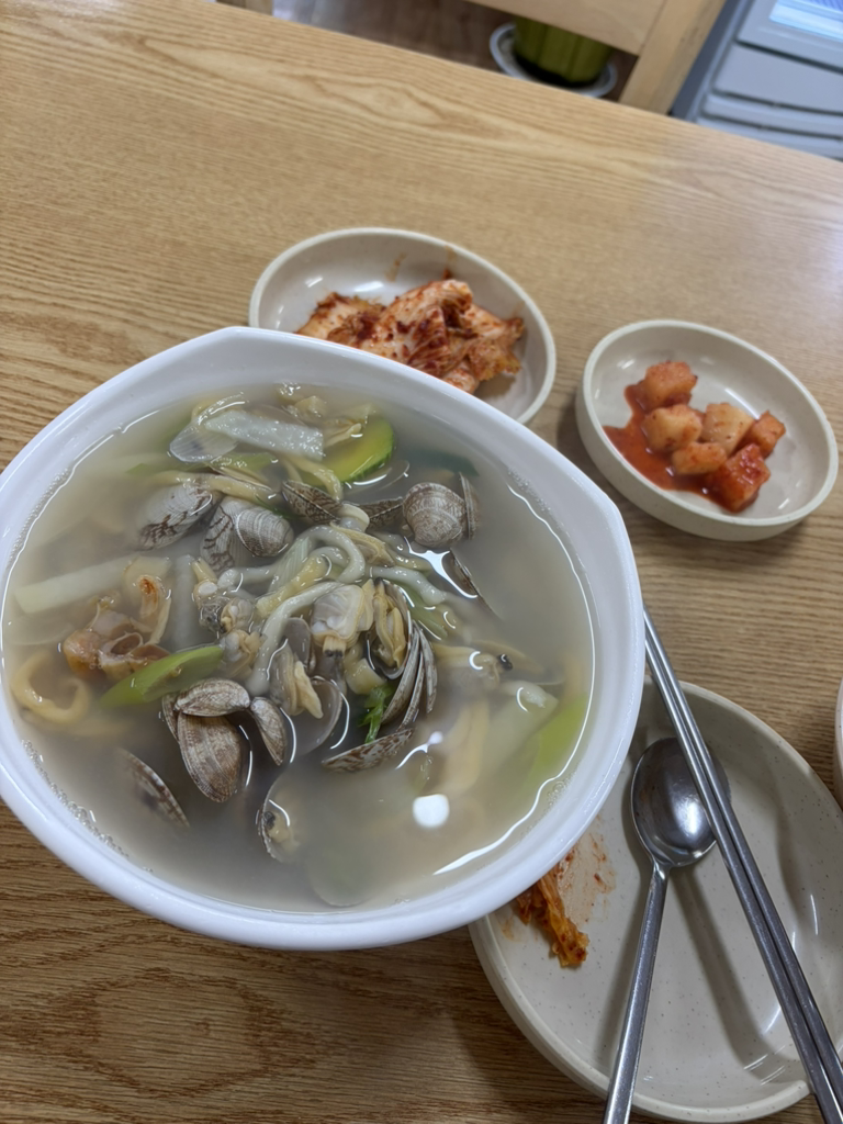 Seommaeulkalguksu 4
