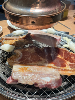 Myeongryunjinsagalbi (명륜진사갈비) 2