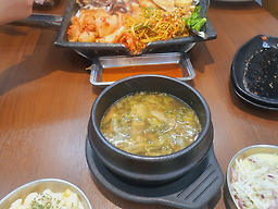 흑돼지해물삼합 서귀포점 사진 2