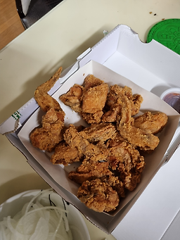 네네치킨 철산역점 대표 사진