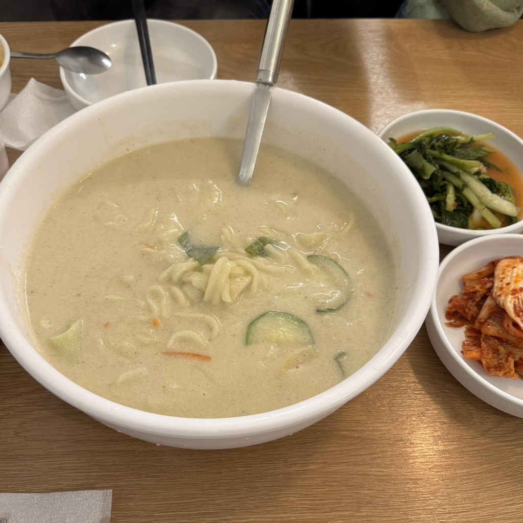 명가들깨칼국수 5