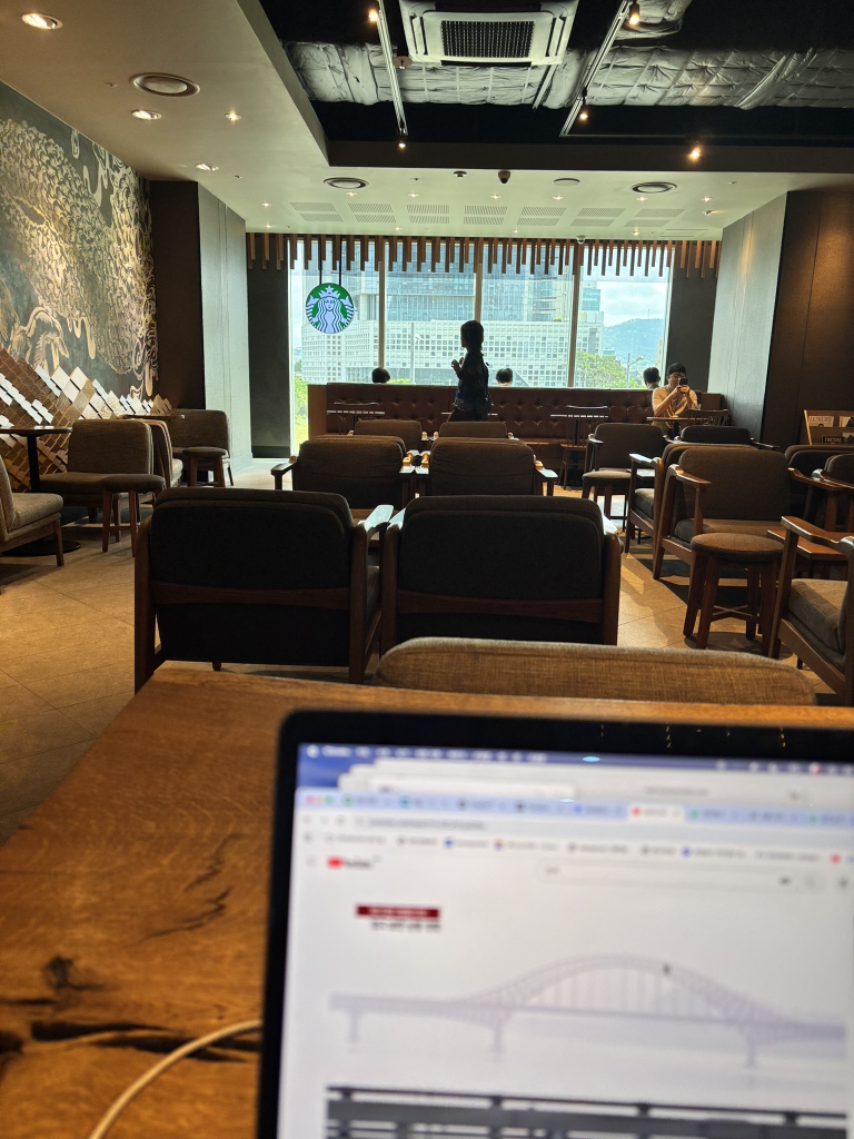 Starbucks (스타벅스) 3