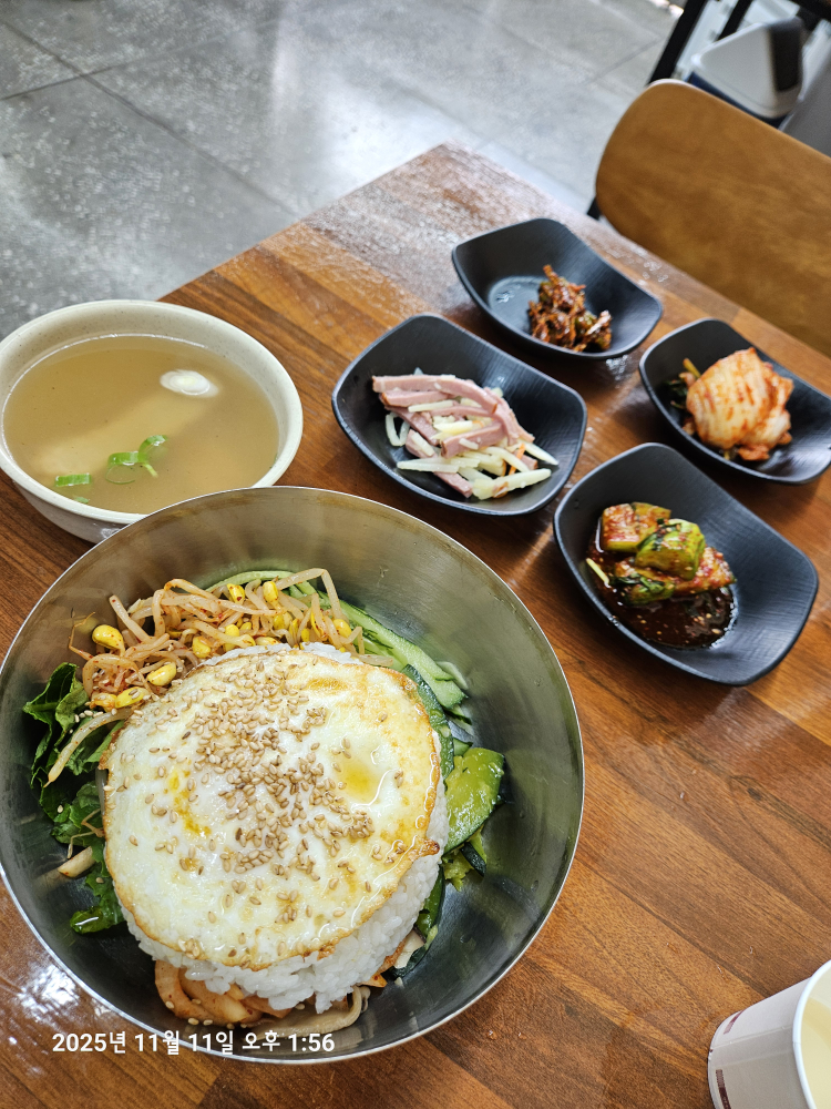 Juninebunsik (준이네분식) 1