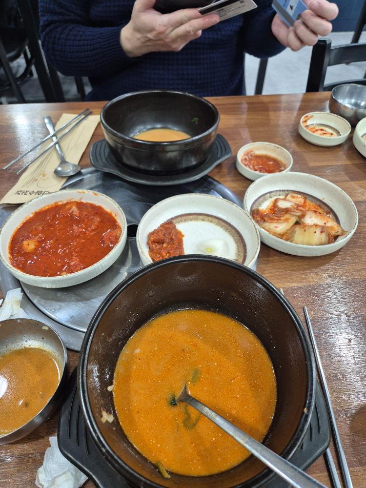 돈애랑장터순대국감자탕 2