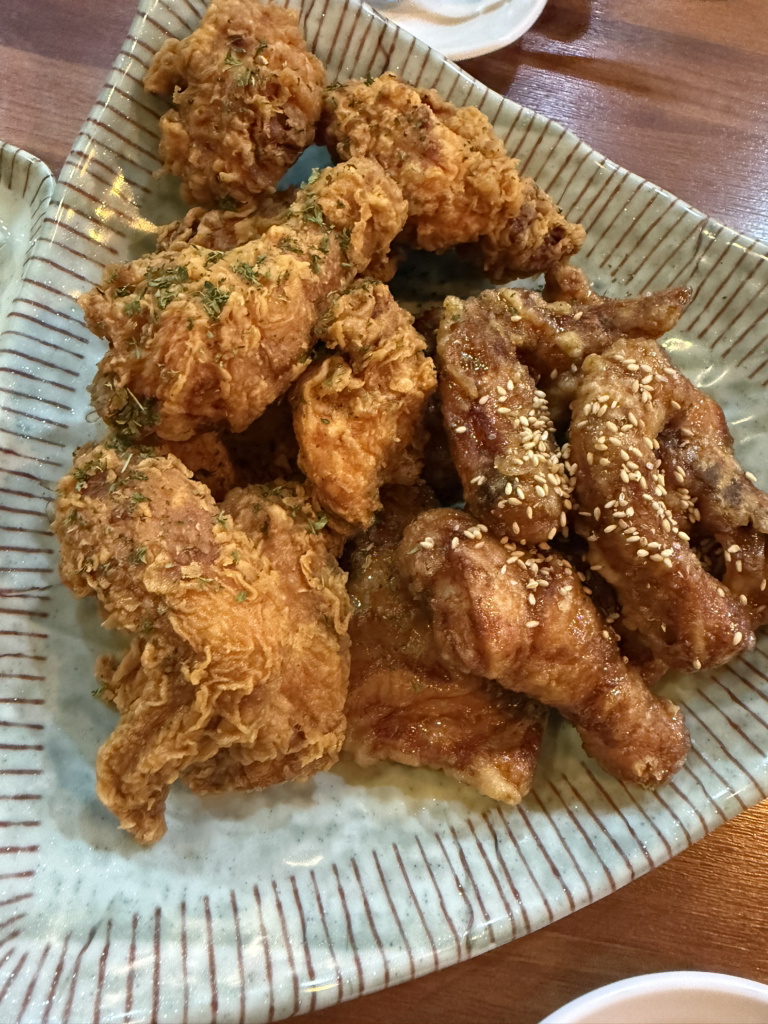 Jadamchikin taehwajeom (자담치킨 태화점) 1