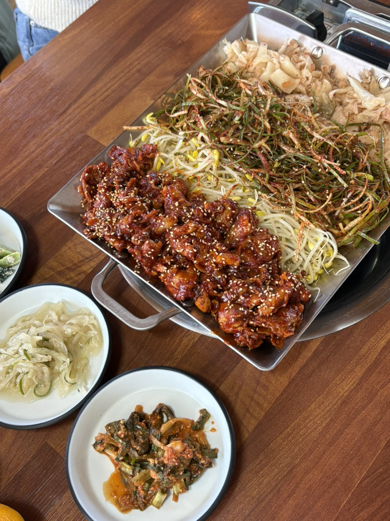 해인 대표 사진