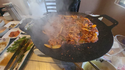 Yangjugolorimaeul (양주골오리마을) 1
