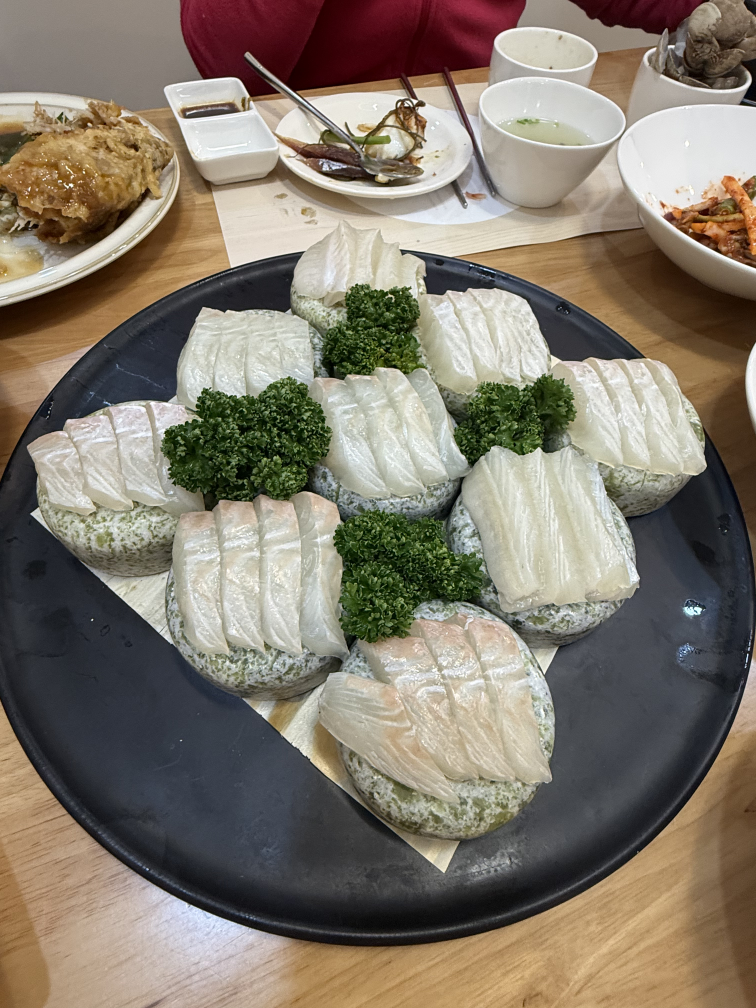 Badamokjang (바다목장) 2