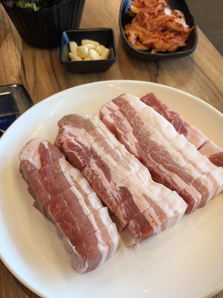 전씨네꺼먹돼지 5