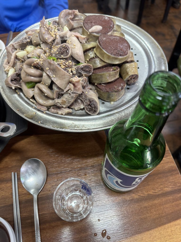 Minsokwangsundae (민속왕순대) 1