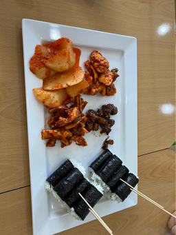 Byeongseonmadangchungmugimbap 5