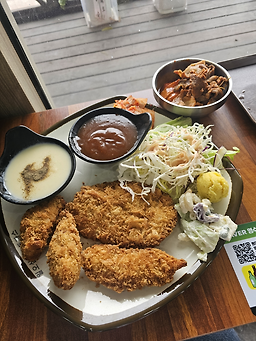 Ilosamsujedonkkaseu (일오삼수제돈까스) 2