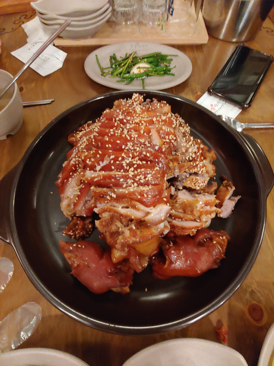 Jokbalyasijang (족발야시장) 3