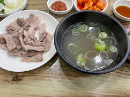 교통부돼지국밥 3