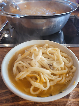 Jeongwonkalguksu 4