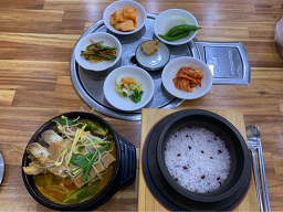 Donbadolsotgamjatang (돈바돌솥감자탕) 3