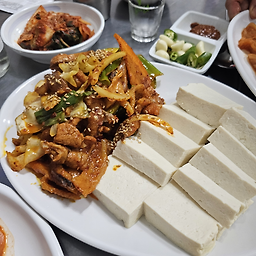Baekisondubu (백이손두부) 2