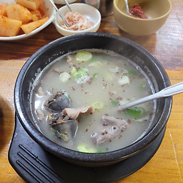 Jeonggeumtojongsundae (정금토종순대) 2