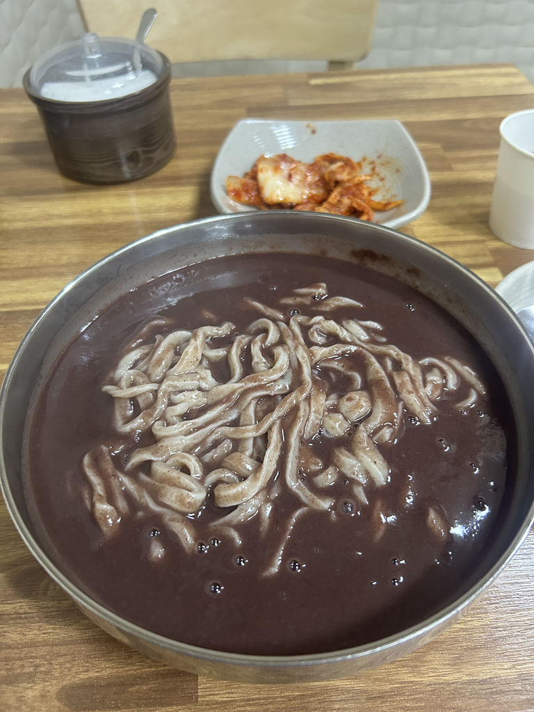 영암팥칼국수 1
