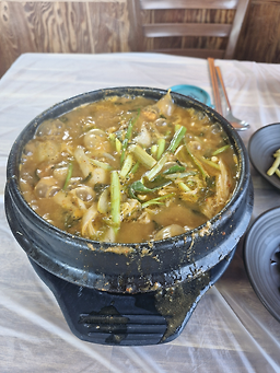 Cheongunhoegwan (청운회관) 1