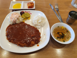 왕돈가스왕냉면 신원시장점 사진 2