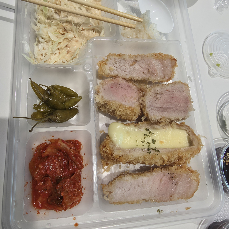 Gijeongkacheu (기정카츠) 2