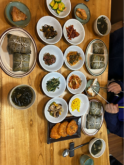 Punggyeong (풍경) 1