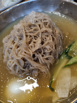 Seokchonnaengmyeon (석촌냉면) 2