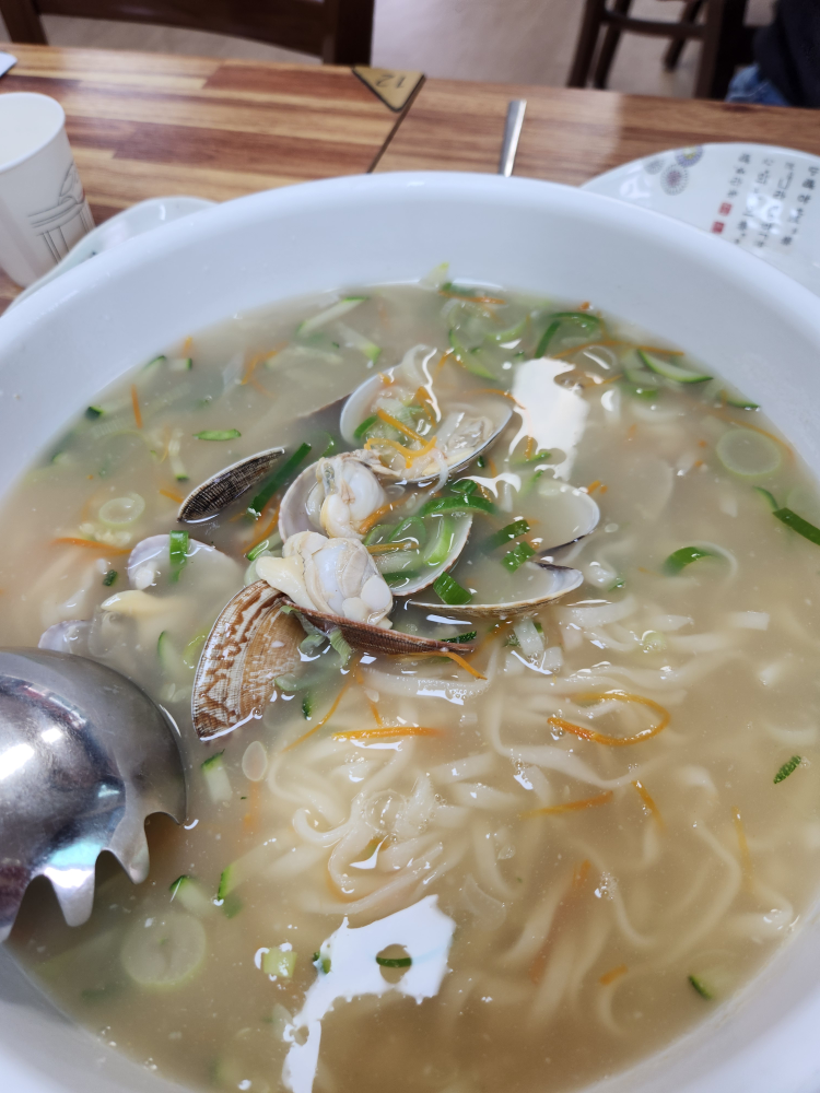 Unsansonkalguksu (운산손칼국수) 1