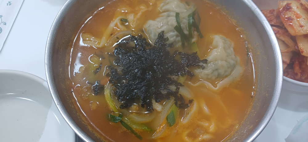 Myeongdongkalguksu 4