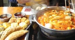두끼떡볶이 신림역점 사진 2