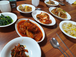 Mudeungsansikdang 4
