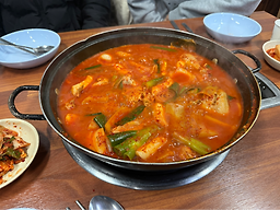 Tobangdakhanmari (토방닭한마리) 2