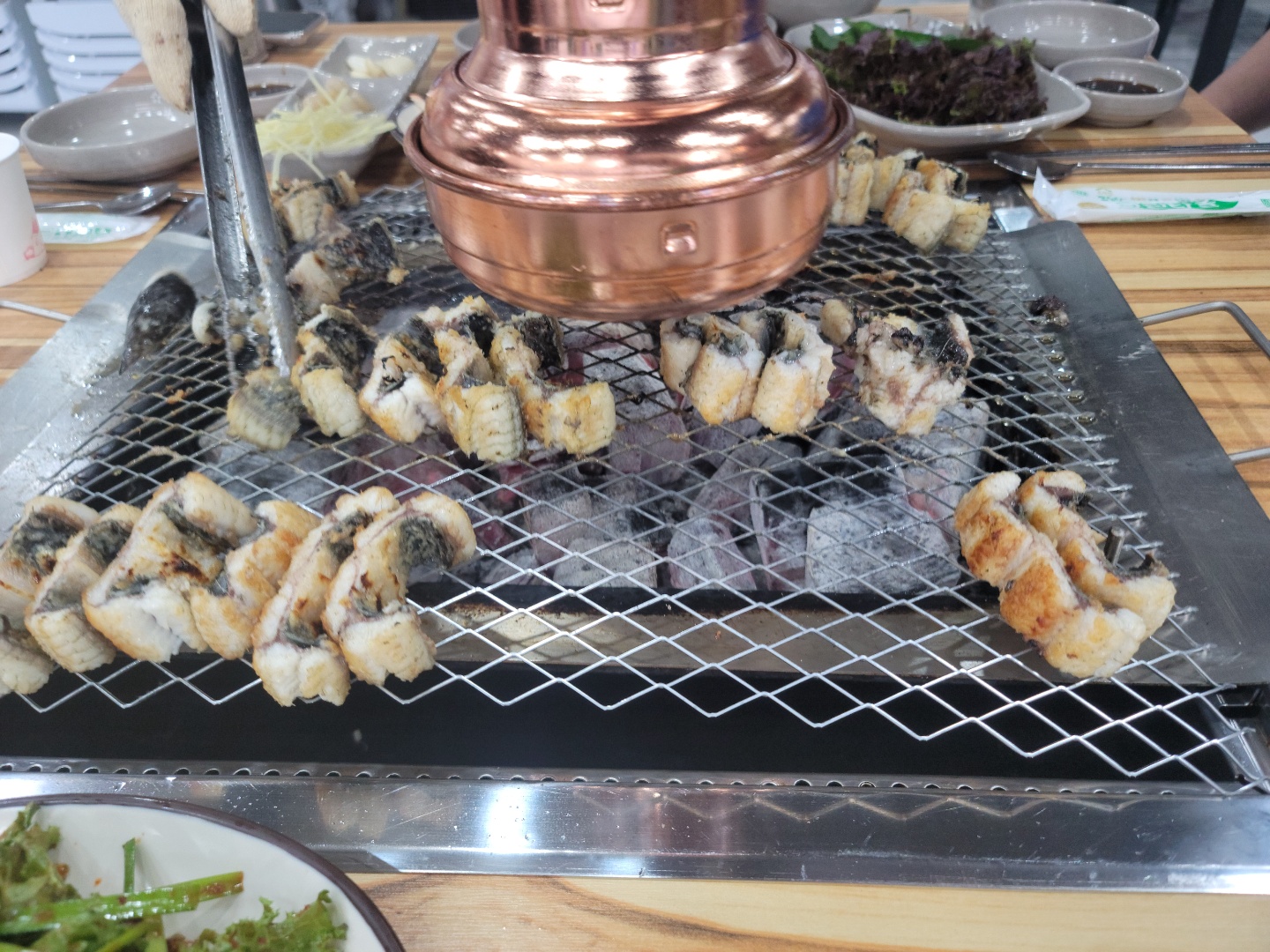 Ilpumhanbangminmuljangeo (일품한방민물장어) 2