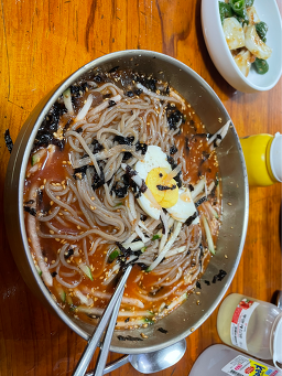 Bongpyeongmemilmaeul (봉평메밀마을) 1